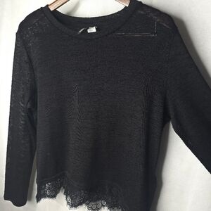 Divided H&M Top Lightweight Black Long Sleeve Lace Trim Dark Romantic Whimsigoth